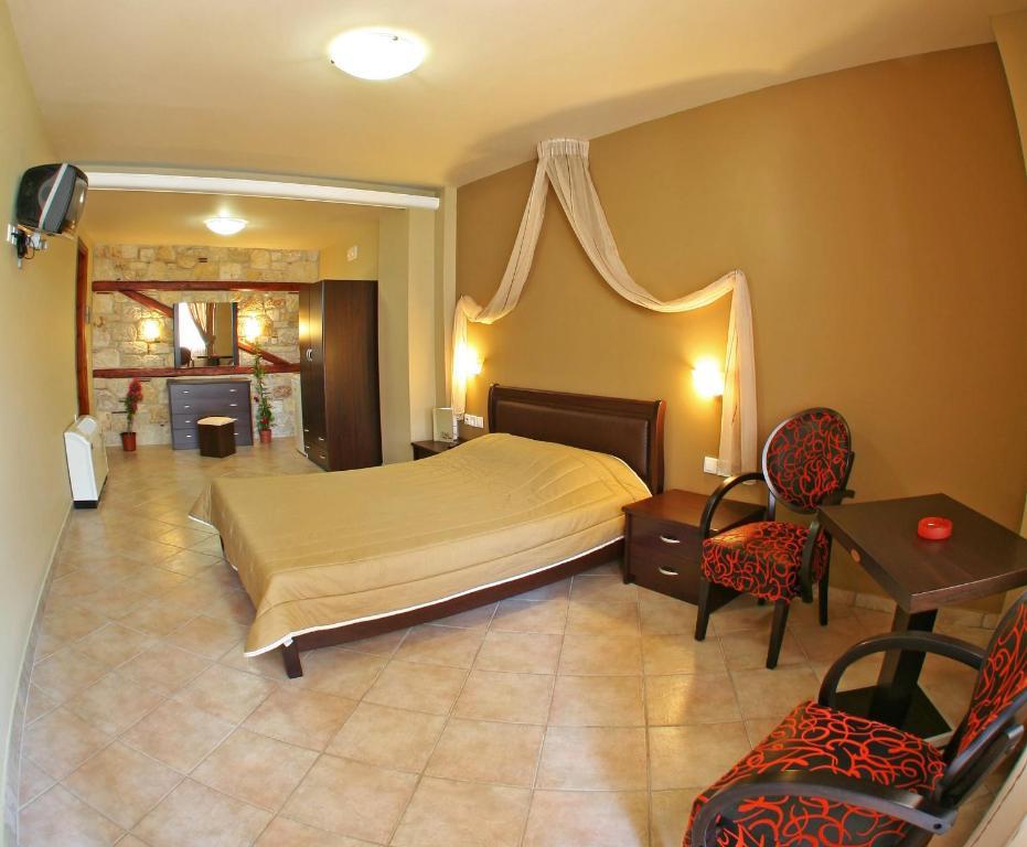 Giannis & Foteini Hotell Afytos Rom bilde